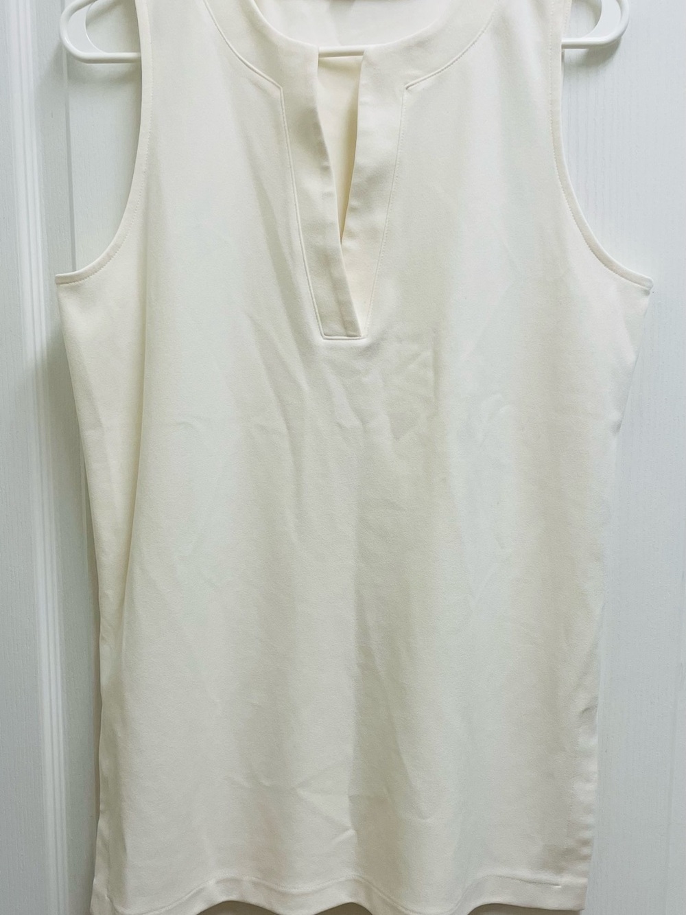 Ann Taylor Sleeveless Cream Split-V Neck Tunic